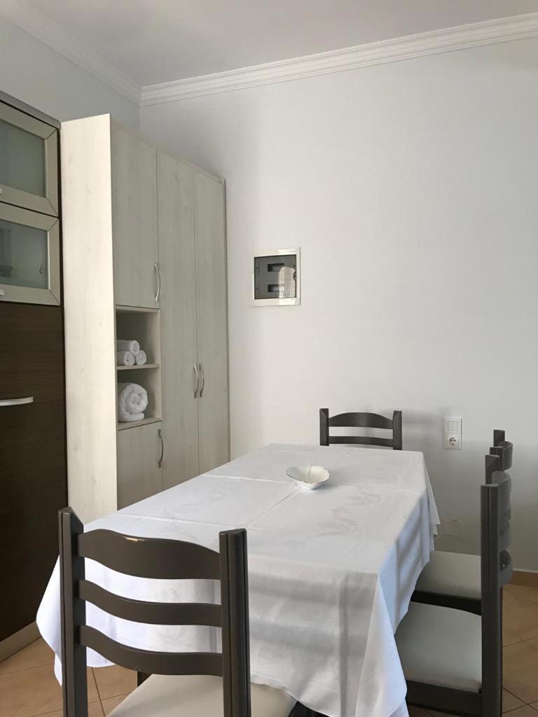 Alfa Apartaments Саранда Экстерьер фото